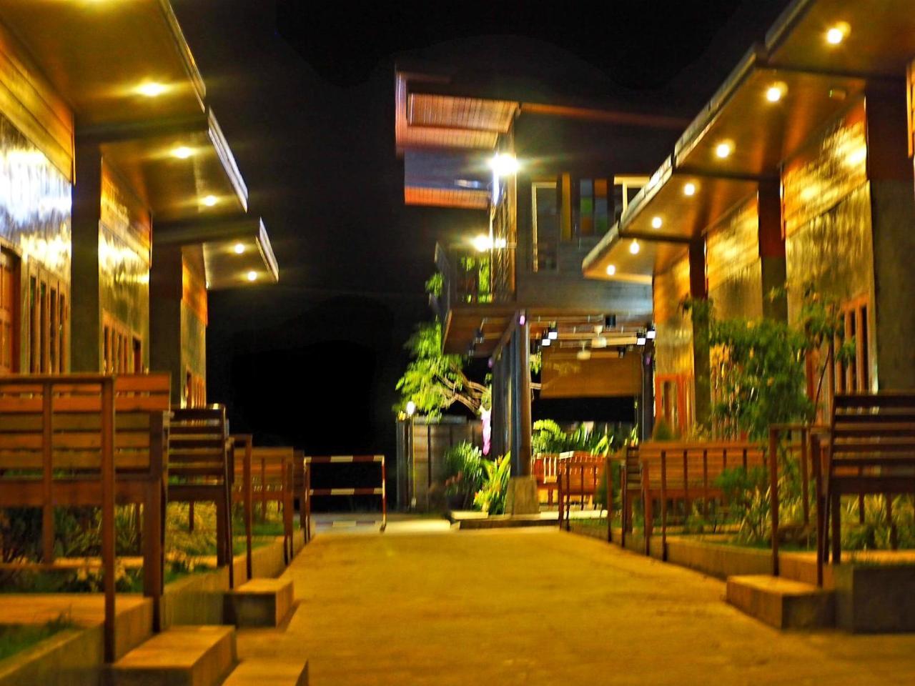 NawiengkaeRiverview Resort Mukdahan Zewnętrze zdjęcie