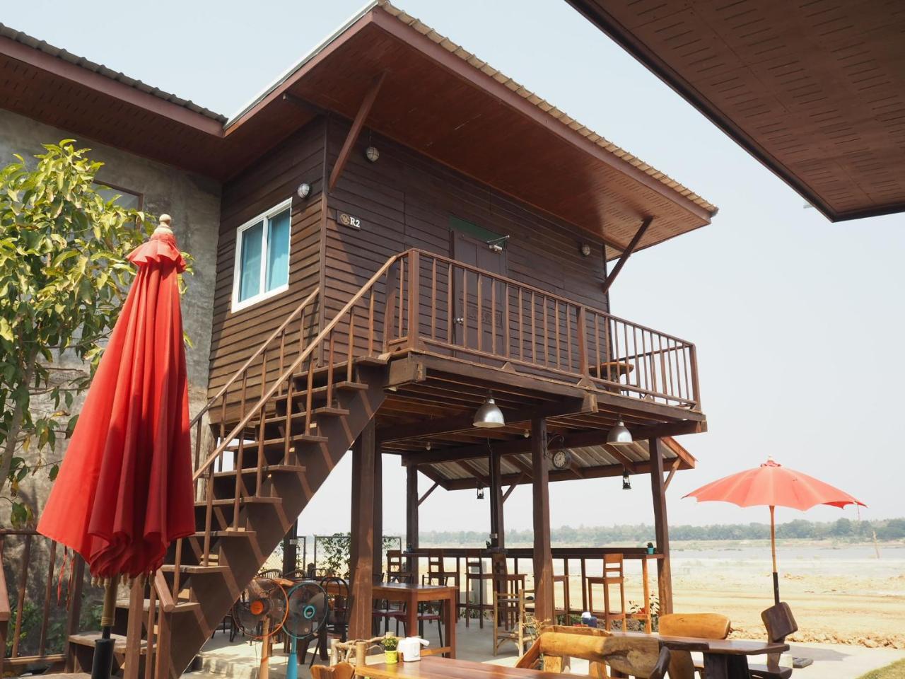 NawiengkaeRiverview Resort Mukdahan Zewnętrze zdjęcie