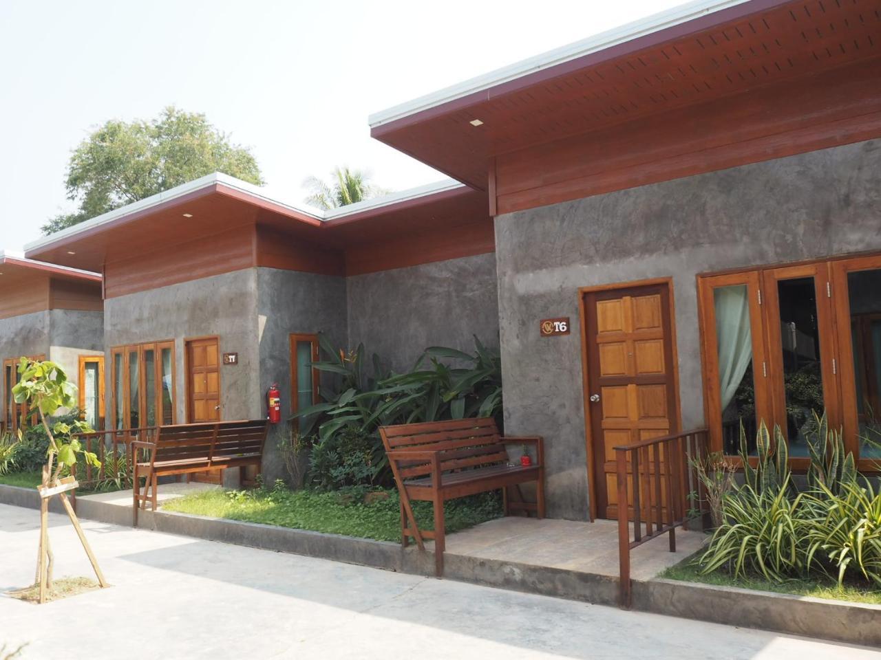 NawiengkaeRiverview Resort Mukdahan Zewnętrze zdjęcie